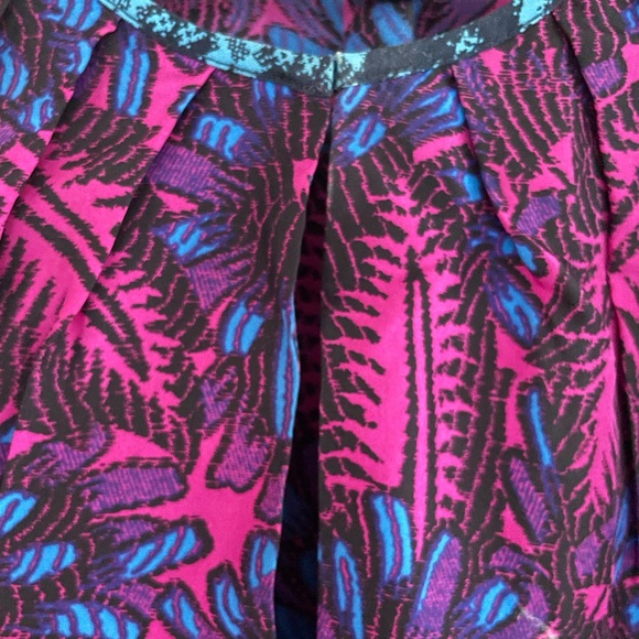 J crew 100% silk bright print top - Picture 6 of 6